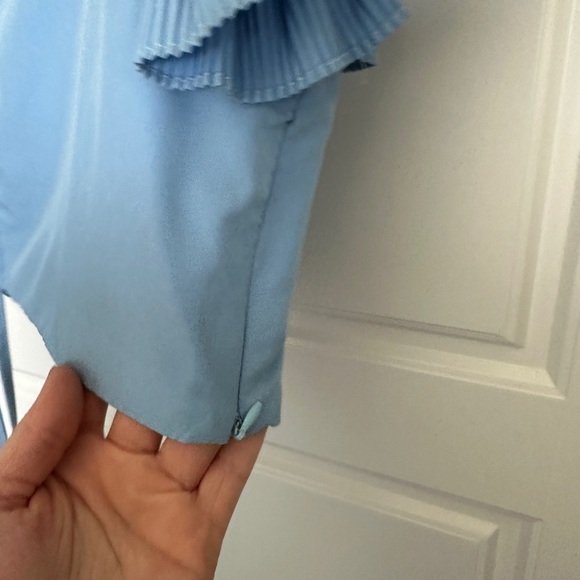 Powder Blue Cap Sleeve Crop Blouse with Ruffled Tie Front - Picture 4 of 4